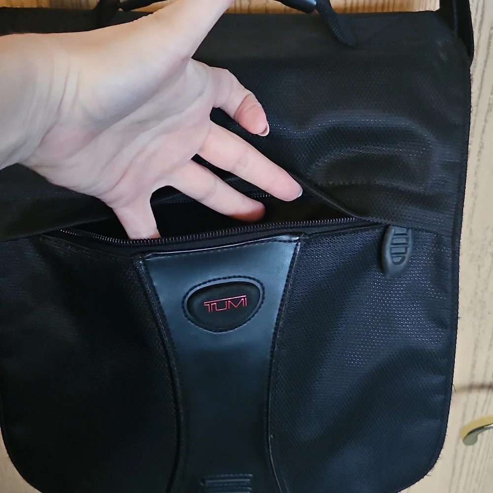 Tumi sleek stylish